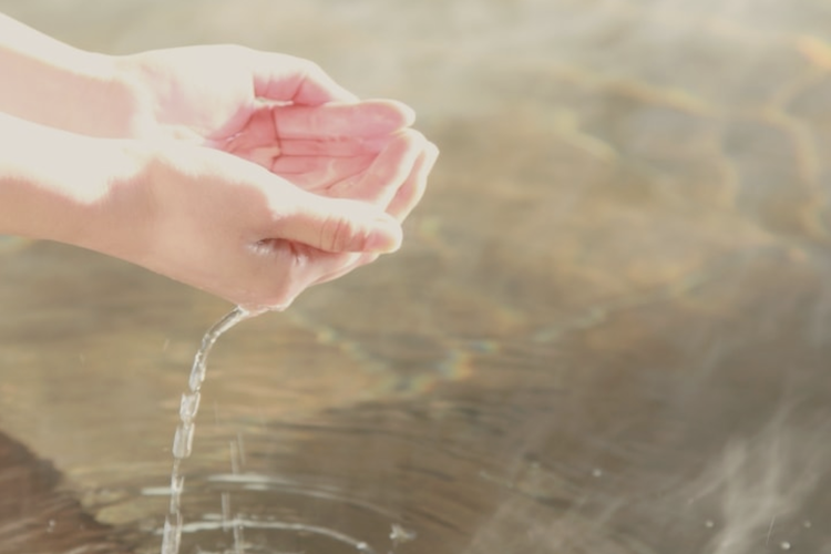 源泉掛け流し　水風呂